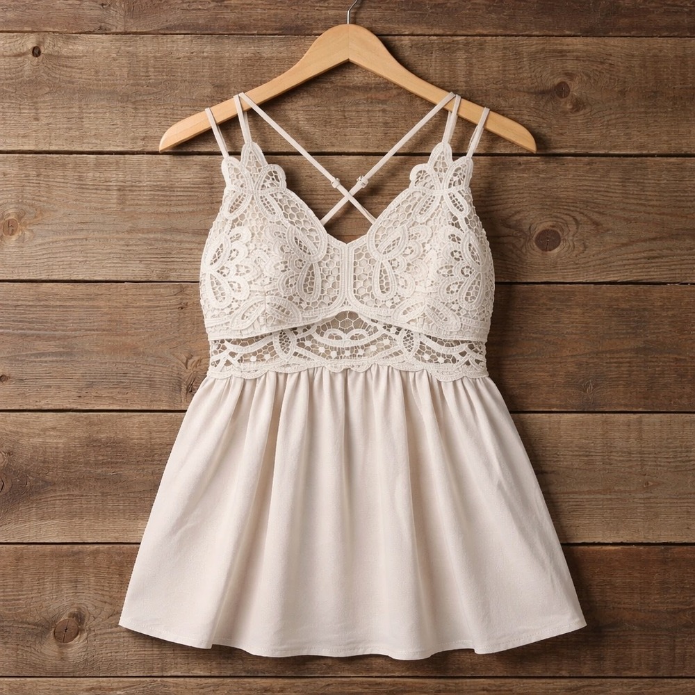 Main Strip Crochet Lace Cami Women Large Beige Peplum Boho Festival Babydoll Top